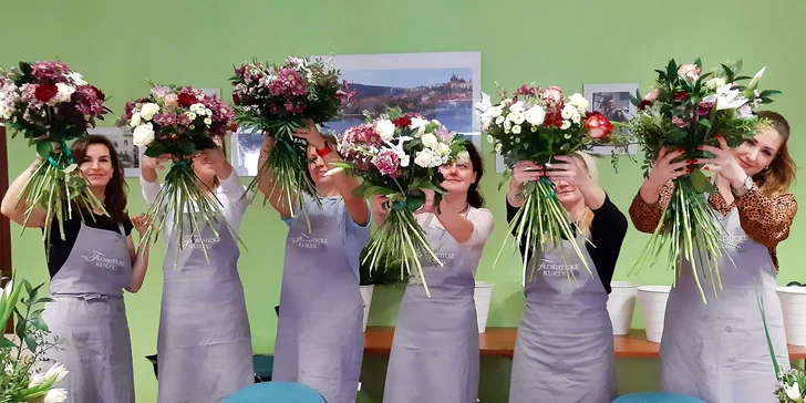 Kurzy floristiky: naučte se vázat kytici pod profesionálním dohledem