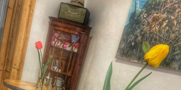 Doplňte energii na celý den. Vychutnejte si šálek espressa nebo cappuccina, sami i ve dvou