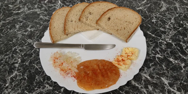 Pořádně si pochutnejte: tvarůžková dobrota a 4 piva pro 2 osoby