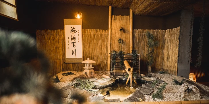2hod. veřejný vstup do japonského wellness: vyhřívaný bazén, sauna, bar s lucernami a bambusem aj.