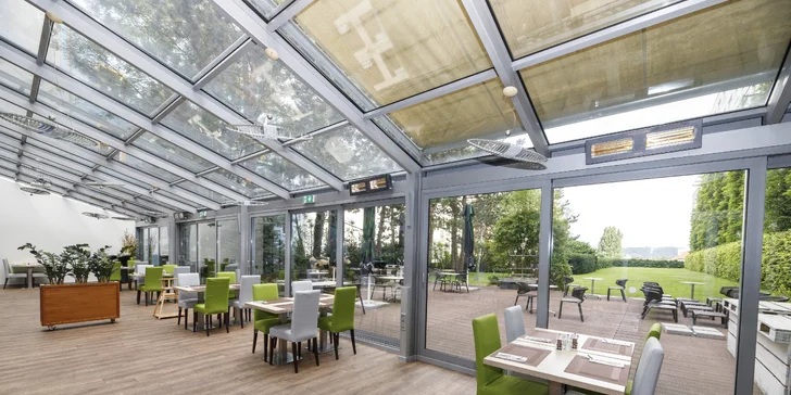 Pobyt na dosah Vyšehradu: 4* hotel se snídaněmi a parkováním zdarma
