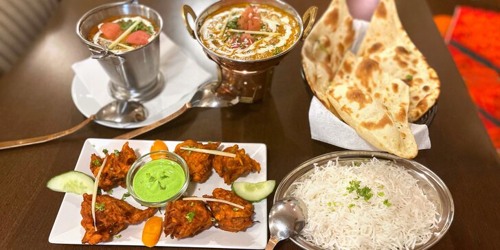 Indické degustační menu: chicken malika, dal butter i kulfi jako dezert