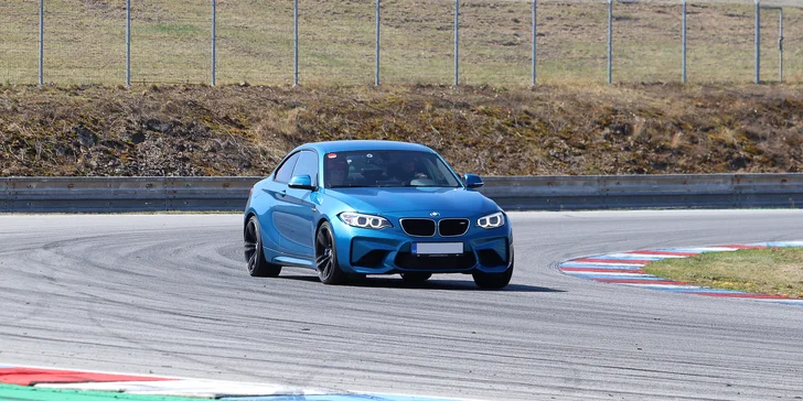 1–8 kol na závodním okruhu v Sosnové jako řidič či spolujezdec BMW M2 či Toyoty GR Yaris