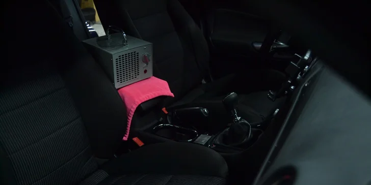 Auto jako nové: čištění interiéru i exteriéru vozu i s nanesením keramického sealentu