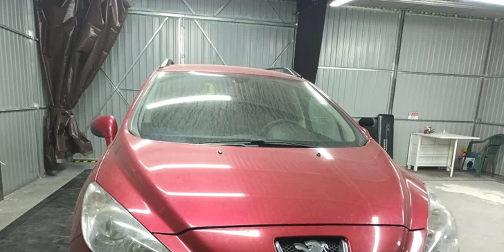 Auto jako nové: čištění interiéru i exteriéru vozu i s nanesením keramického sealentu
