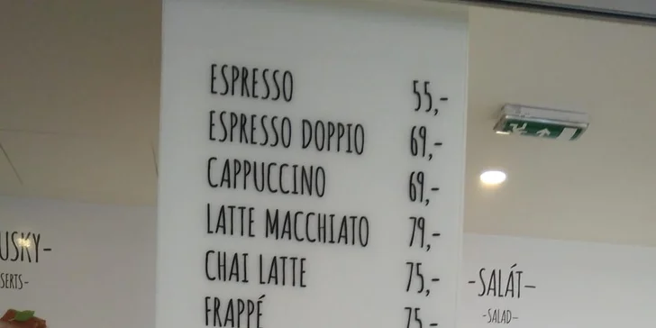 Dejte si drink v centru Prahy: aperol, limonáda, cappuccino i ledové latté