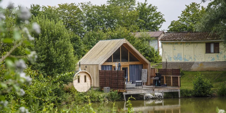 Skvělý odpočinek v Lakehouse Amálka: snídaně v piknikovém koši a 60 minut v sauně