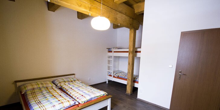 Pohoda v Dolní Lomné v Beskydech: vybavený apartmán s kuchyňkou, polopenze a wellness