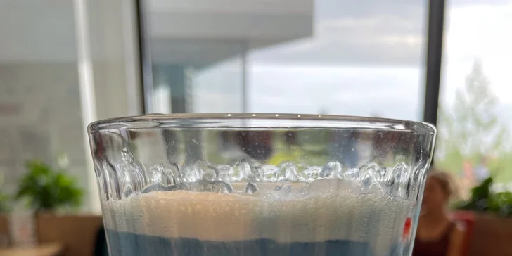 Veganské bubble tea i pro dva: 0,5 l ledového čaje s příchutí manga, broskve i matchy