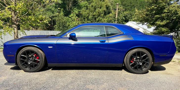 Pořádná jízda: Dodge Challenger 5.7 V8 HEMI na 12 či 24 hodin