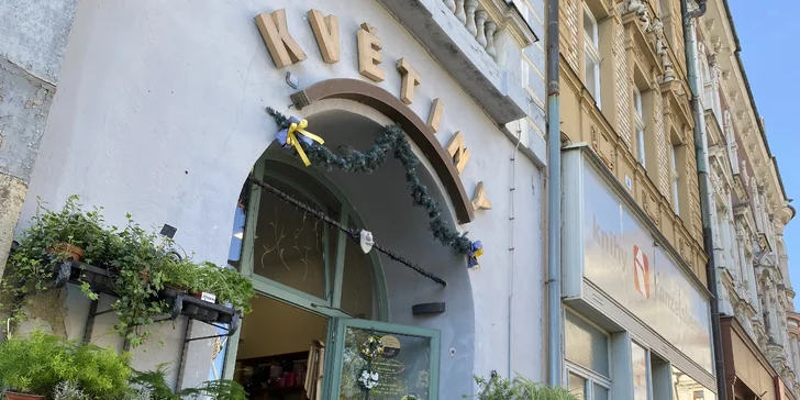 Otevřený voucher na vazbu smuteční, svatební i luxusní reprezentativní kytice, 300-1000 Kč