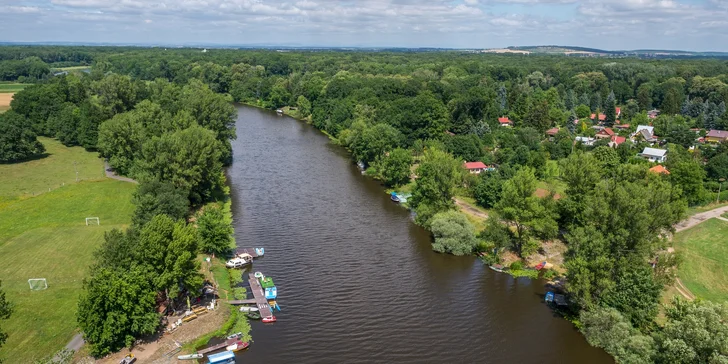 Pronájem rybářské lodi Marine na jeden nebo dva dny u Poděbrad