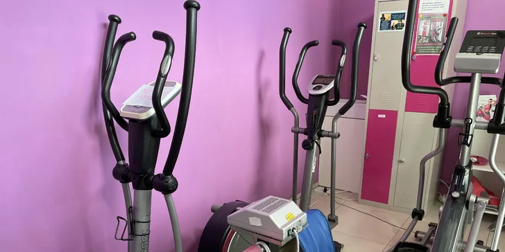 Balíček 1–10 vstupů do dámského fitness AURA Fit: vyzkoušejte betterbelly a betterlegs