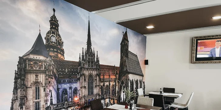 Hotel jen půl hodiny pěšky od historického centra Košic: pobyt se snídaní, perfektní pro služební cestu