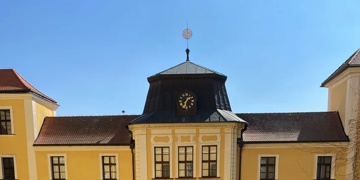 Romantický pobyt v Hradci pro zamilované páry: polopenze s večeří při svíčkách, VIP vstupy do muzea