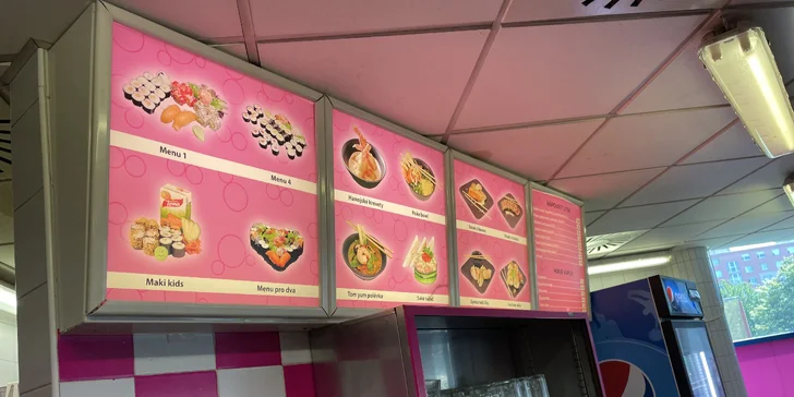Tom Yum polévka, plněné gyoza taštičky nebo Udon nudle pro 1 či 2 osoby