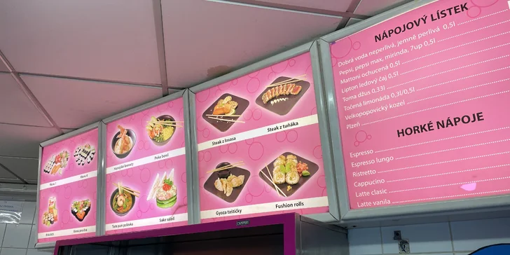 Tom Yum polévka, plněné gyoza taštičky nebo Udon nudle pro 1 či 2 osoby