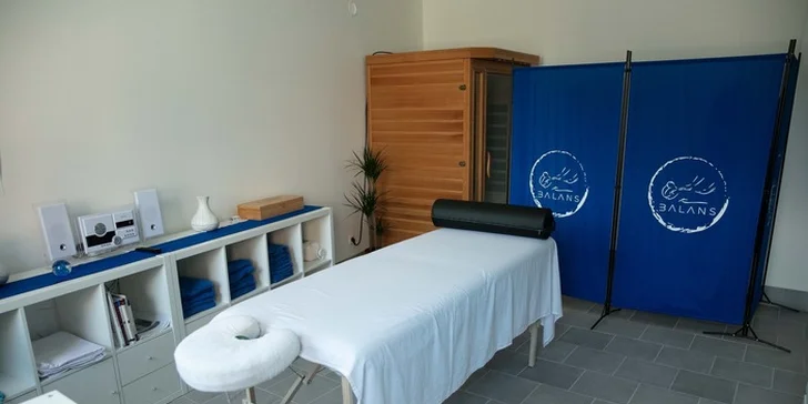 Balíček plný hýčkání a relaxace: perličková lázeň, infrasauna a masáž celého těla