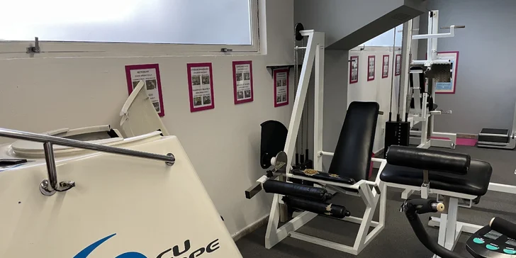 Permanentka na VacuShape v dámském fitku: 5 či 10 vstupů vč. iontového nápoje