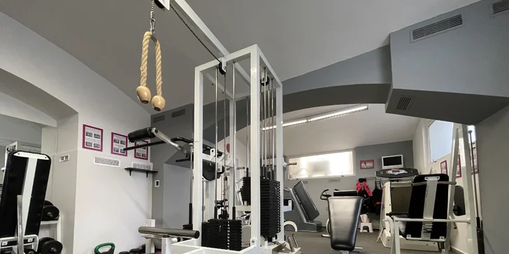 Permanentka na VacuShape v dámském fitku: 5 či 10 vstupů vč. iontového nápoje