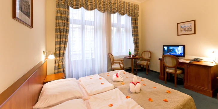 4* pobyt v Karlových Varech: snídaně či polopenze, bazén a sauna i procedury