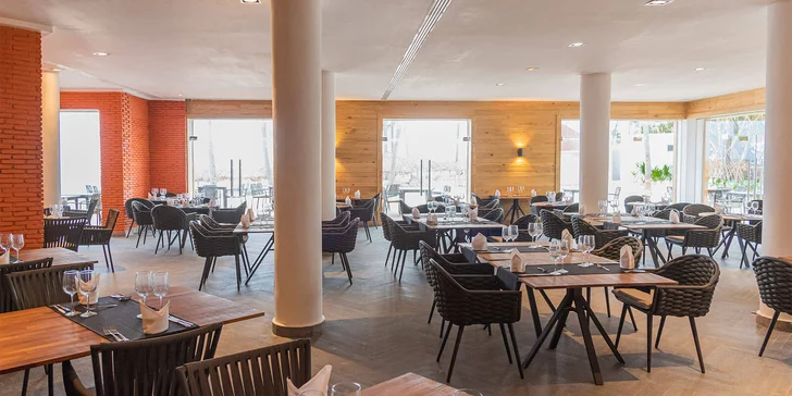 Až 14 nocí v Dominikáně: luxusní 5* resort na pláži, bazény, all inclusive, 10 restaurací i vyžití pro děti
