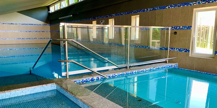 Dovolená přímo u Balatonu: pobyt s polopenzí a neomezeným wellness v saunové zóně, vířivkách i bazénu