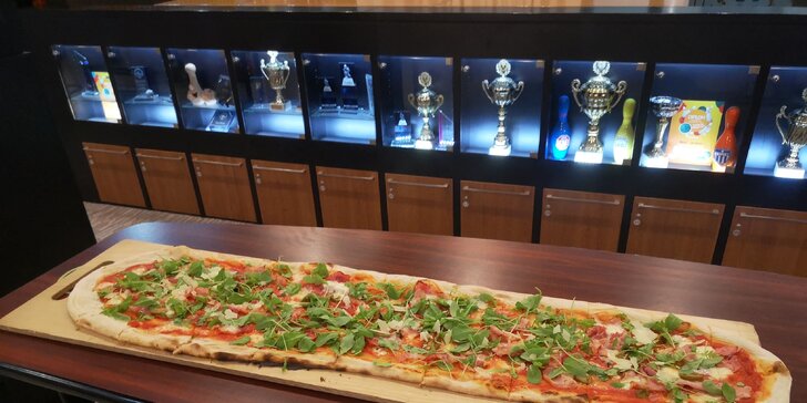 Největší pizza v Olomouci a bowling v jednom z největších center na Moravě