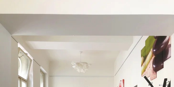 1 nebo 2 míchané drinky v café baru kousek od Stromovky