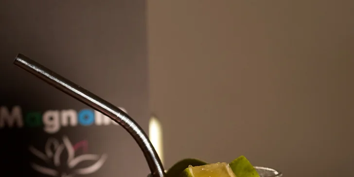 1 nebo 2 míchané drinky v café baru kousek od Stromovky