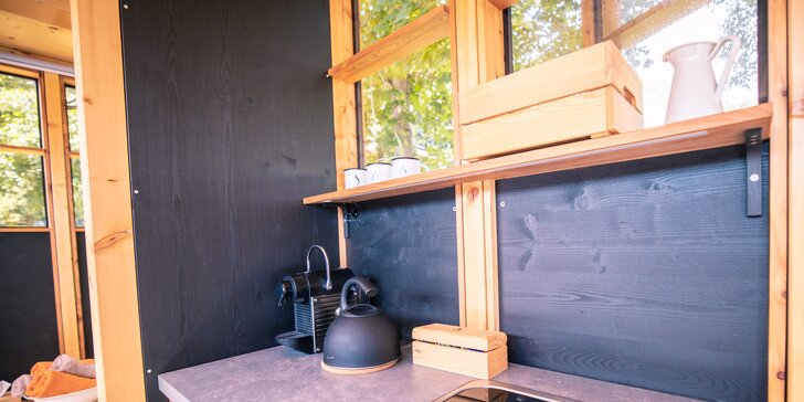 Souznění s přírodou: stylový altán včetně soukromé sauny
