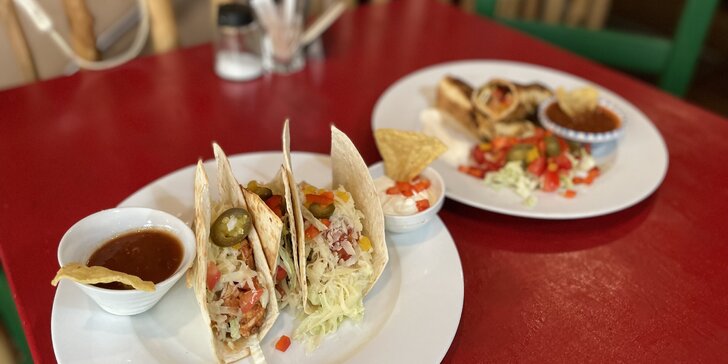 Mexická pochoutka dle výběru: tacos nebo flauta menu pro jednoho i pár