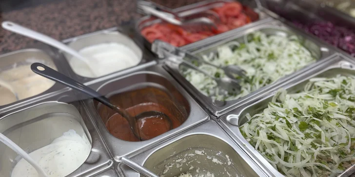 Kebab na Florenci s sebou: v tortille, pita chlebu nebo jako talíř