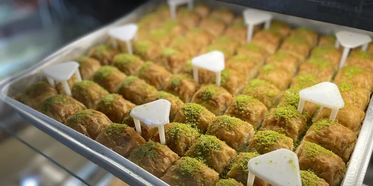 Kebab na Florenci s sebou: v tortille, pita chlebu nebo jako talíř