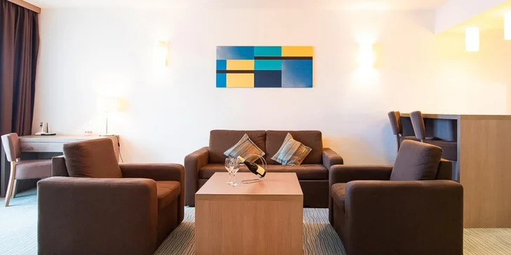 4* hotel v Kolobřehu blízko moře: polopenze, neomezený wellness a herny pro děti