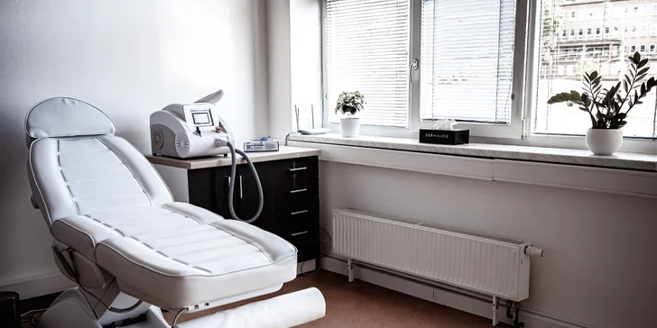 Liposukce bez chirurgického zákroku: ošetření technologií LipoSonix, úbytek 5-7 cm