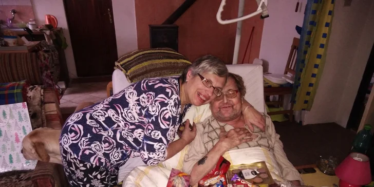 Podpořte domácí hospicovou péči, aby lidé byli až do konce doma a v náruči blízkých