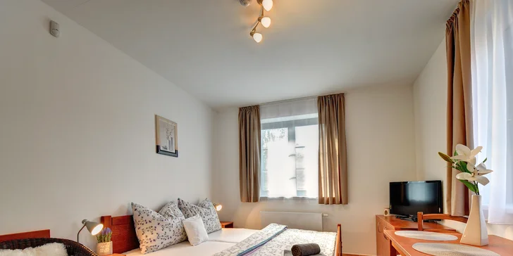 Pobyt v historickém centru Třeboně: penzion s výhledem na zámek a komfortními apartmány