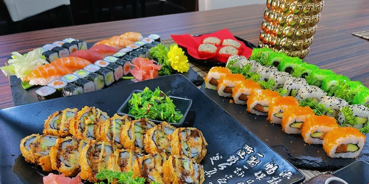 Sushi sety s 18, 53 a 74 kousky: maki, nigiri a další rolky s rybami i zeleninou