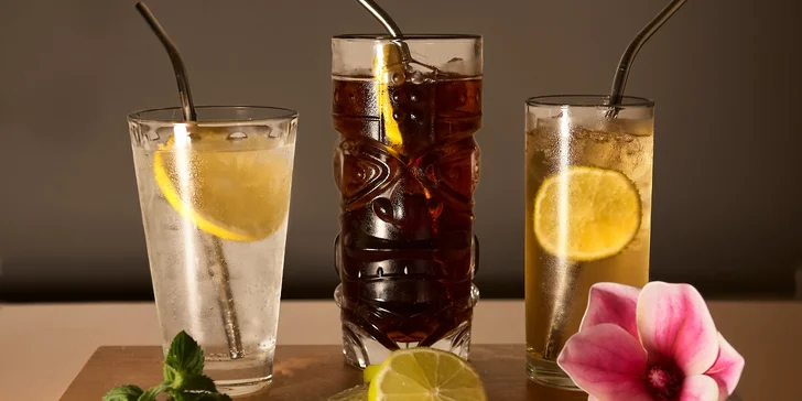1 nebo 2 míchané drinky v café baru kousek od Stromovky