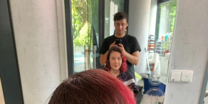 Kadeřnický balíček: střih, barva, aplikace Olaplexu i masáž hlavy