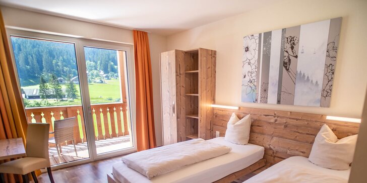 Dovolená v Alpách: moderní horský hotel COOEE alpin Dachstein se snídaní či polopenzí a saunami