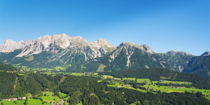 Dovolená v Alpách: moderní horský hotel COOEE alpin Dachstein se snídaní či polopenzí a saunami