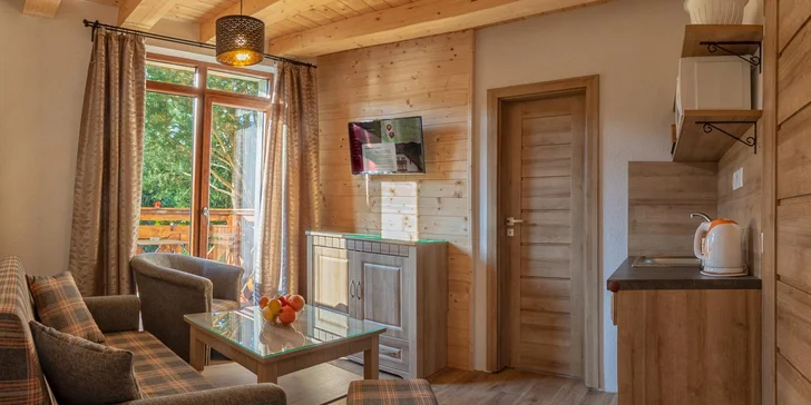 Pobyt na Liptově se snídaní, neomezeným vstupem do vyhřívaného bazénu i privátním wellness