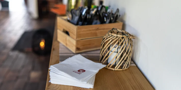 Kulajda nebo vývar a steak s hranolky a cibulovým chutney pro 1 či 2 osoby
