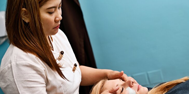 Pro podporu imunity: thajská masáž, masáž obličeje s maskou a vitamínový nápoj