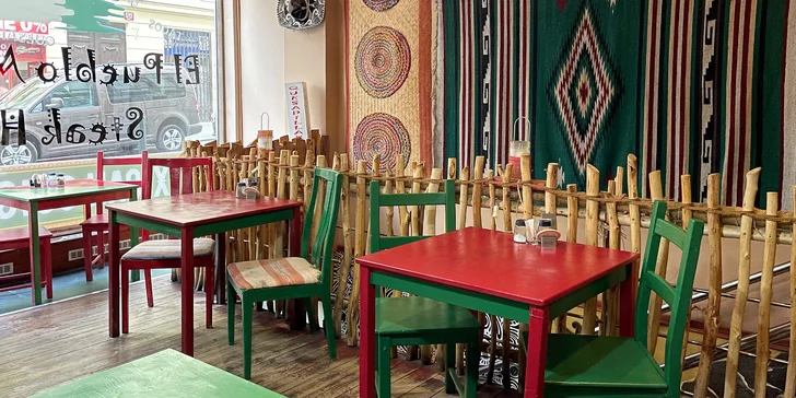 Mexická pochoutka dle výběru: tacos nebo flauta menu pro jednoho i pár
