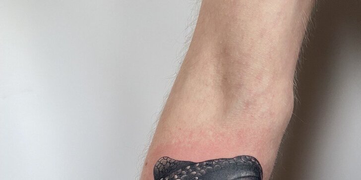 Okrasa přímo na tělo: vysněné tetování či úprava stávajícího ve studiu s 11letou tradicí
