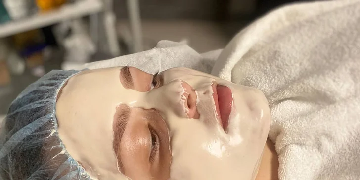 Odpočinek pro pleť: peeling, maska a masáž obličeje, krku a dekoltu