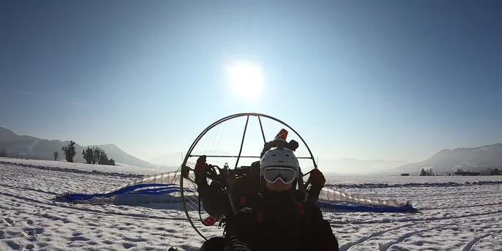 BožíLet na paraglidingové motorové tříkolce: 15 nebo 30 minut v luftě